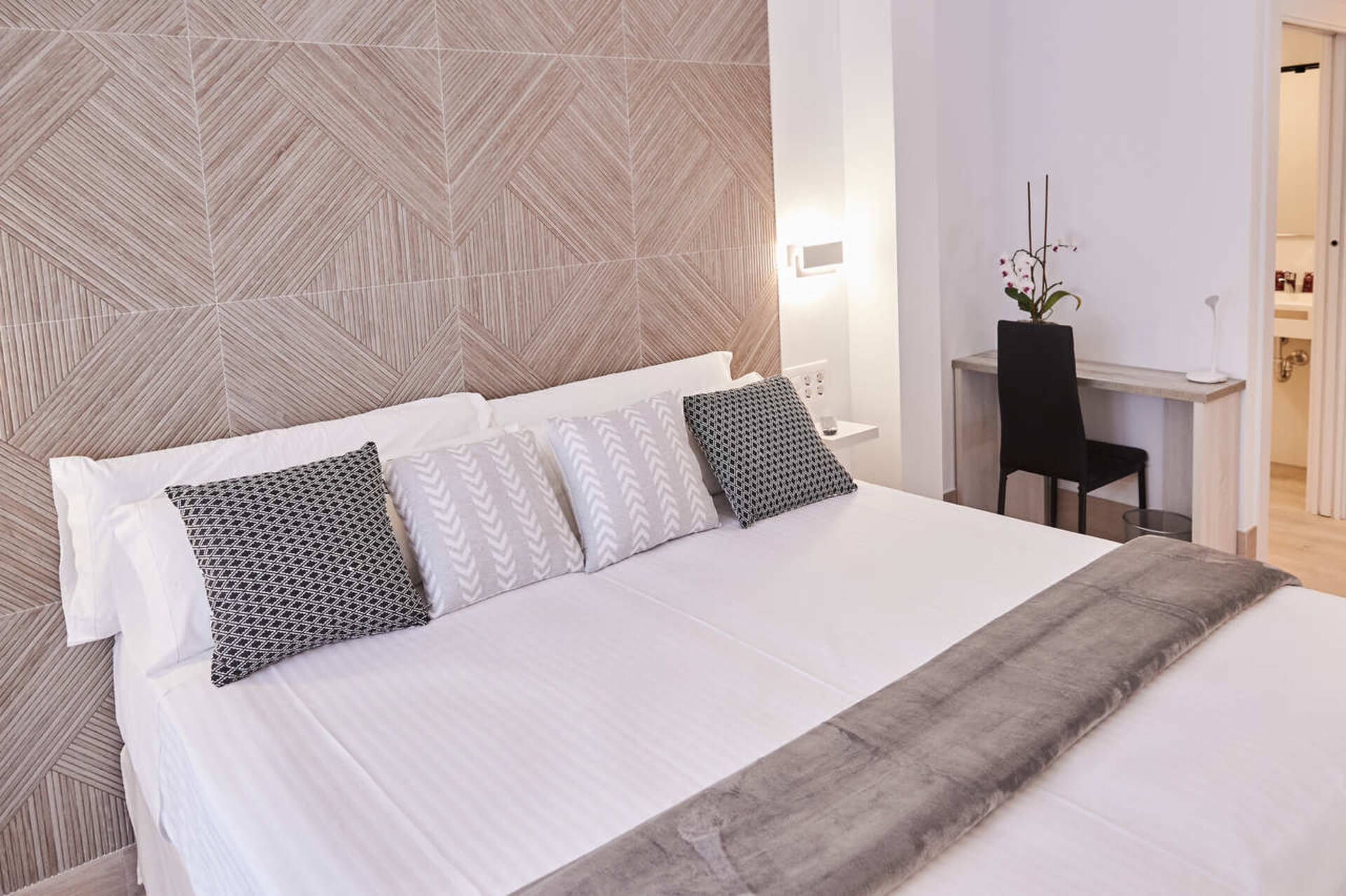 Cama de la habitación triple adaptada