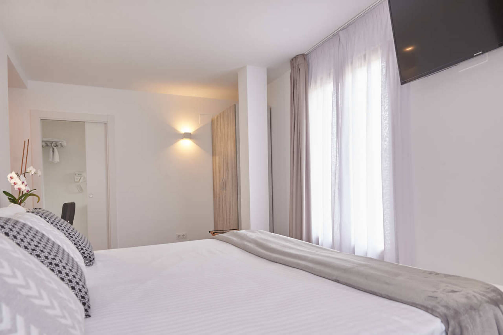 Cama de la habitación triple